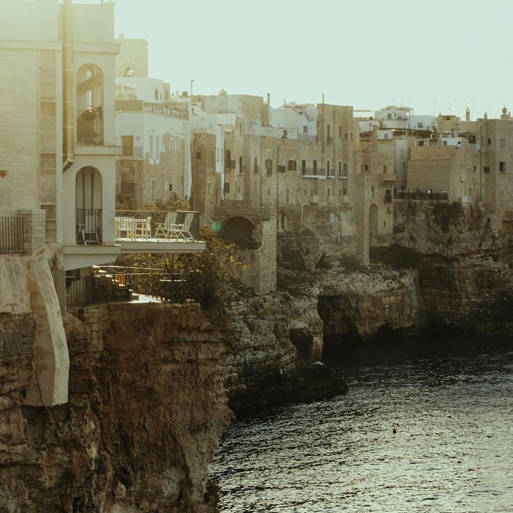 Family terraces and cafés for calm evenings in Paris